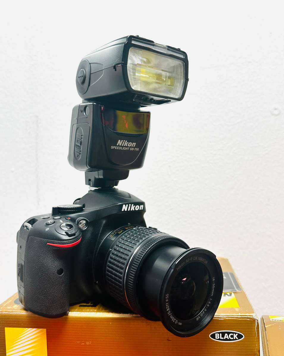 Nikon D5200 DSLR Camera Bundle  Like New (Shutter Count: Only 98!)