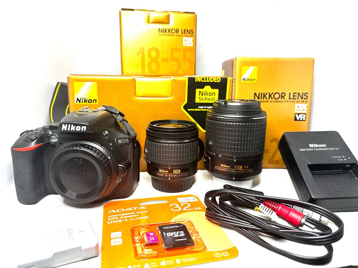 Nikon D5500 DSLR Camera With  Nikon 18-55mm  DX Lens Nikon 55-200mm DX VR Lens Shutter count 2567