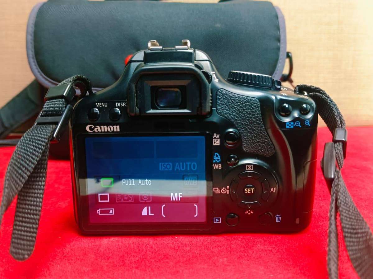 Canon EOS 450D Camera Kit