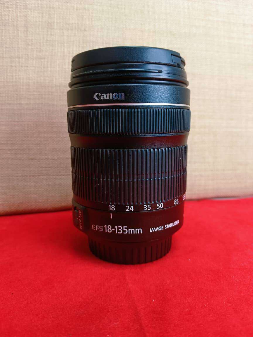Canon EF-S 18-135mm f/3.5-5.6 IS STM Standard Zoom Lens
