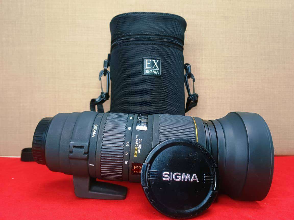 Sigma 70-200mm f/2.8 APO EX DG OS HSM Lens for Canon EF