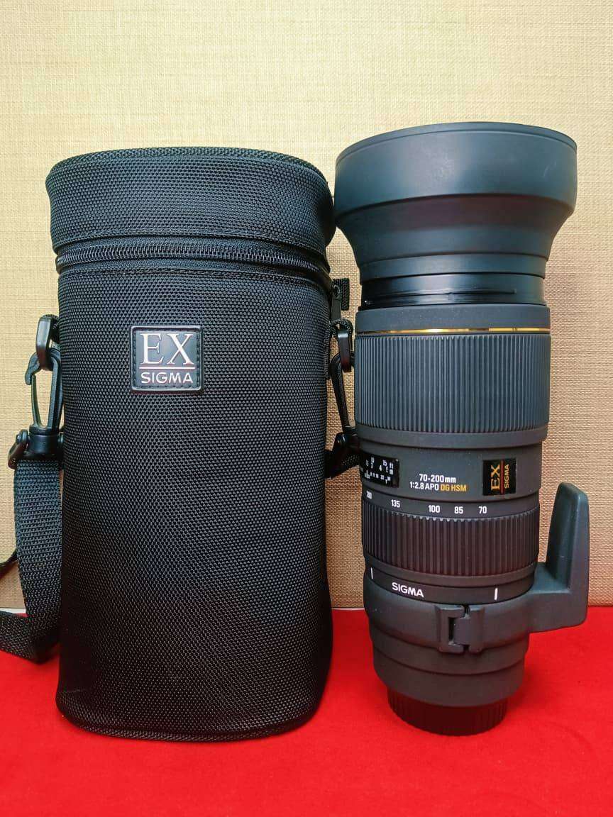 Sigma 70-200mm f/2.8 APO EX DG OS HSM Lens for Canon EF