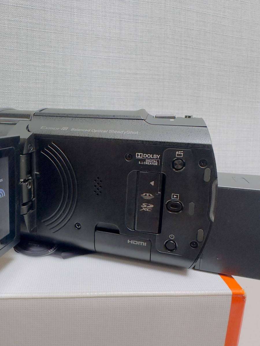 Sony FDR-AX43A 4K Handycam Camcorder