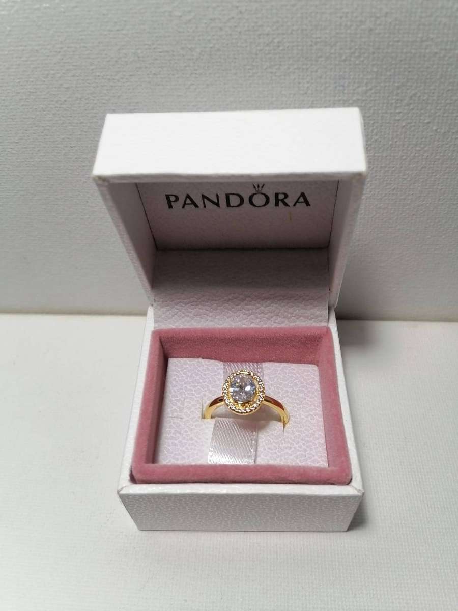 ***Pandora Oval Sparkling Halo Ring SKU: 163802C01***