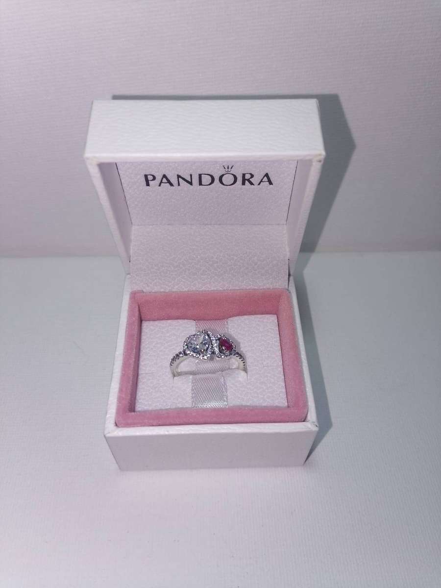 ***Pandora Halo Heart Ring***