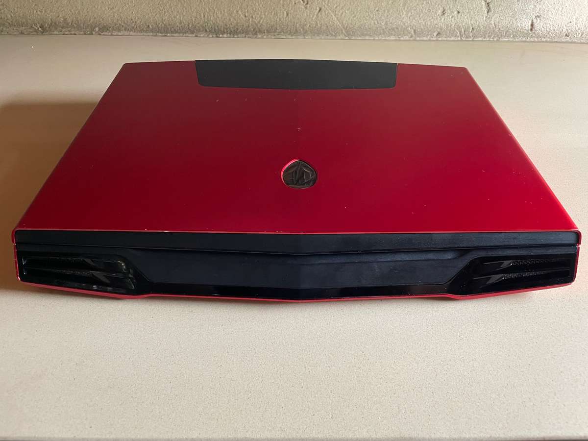 Alienware M17x R2 Gaming Laptop