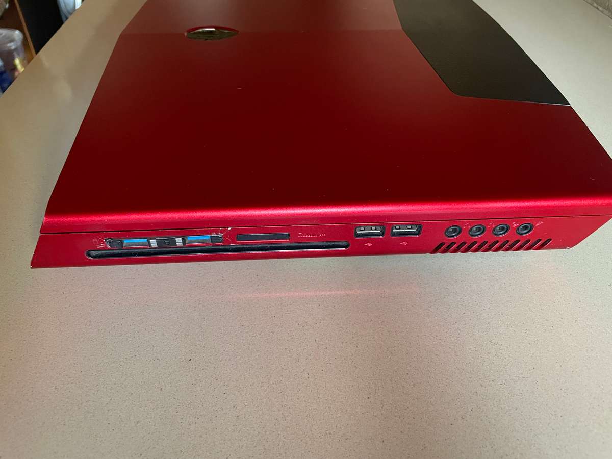 Alienware M17x R2 Gaming Laptop