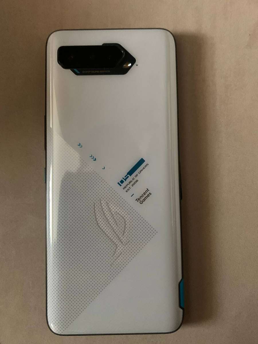Asus ROG Phone 5s