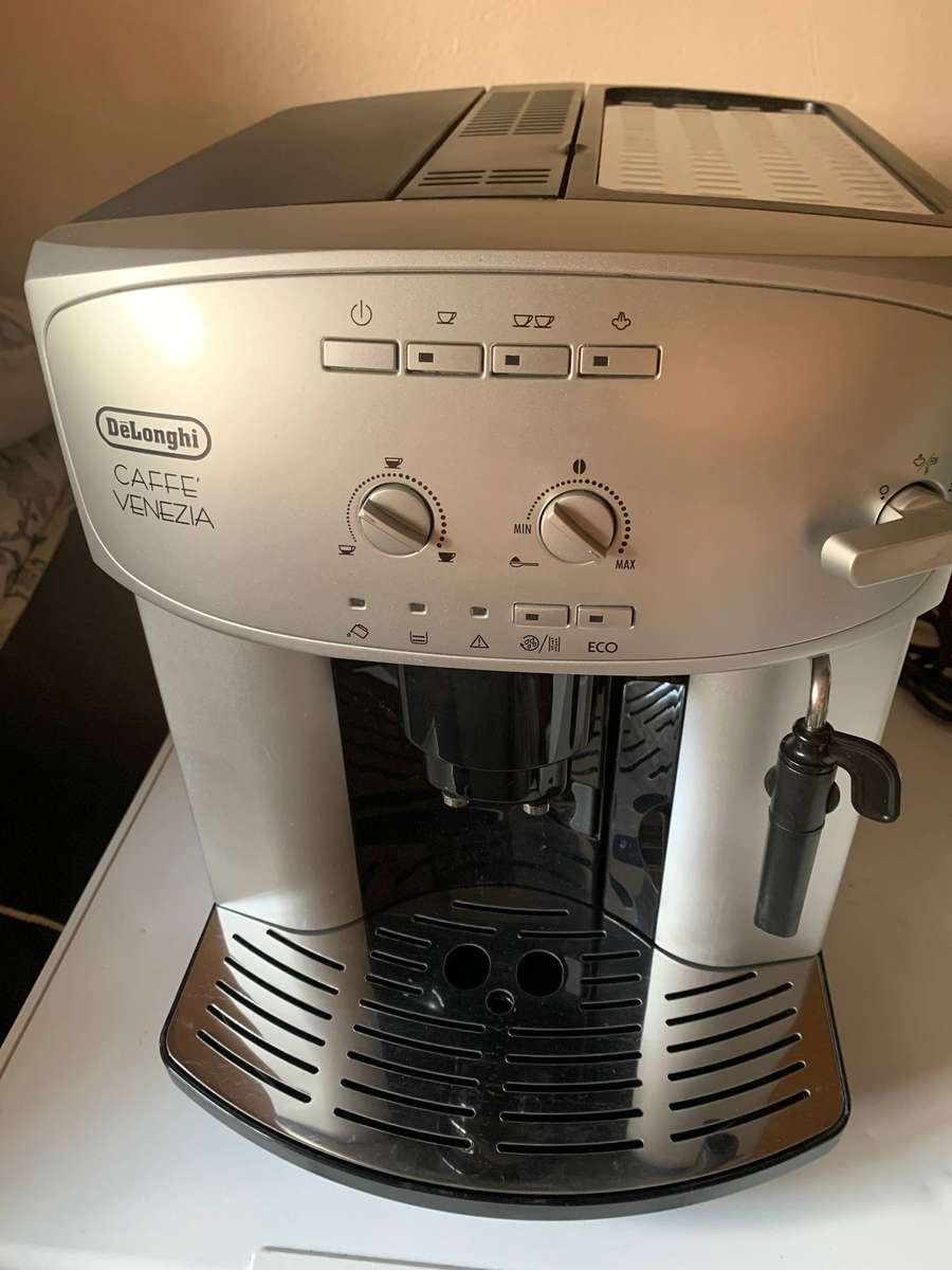 Delonghi Caffe Venezia ESAM 2200 Coffee machine