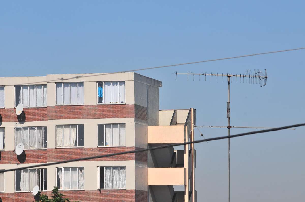 Nikon 80-200 F/2.8 D