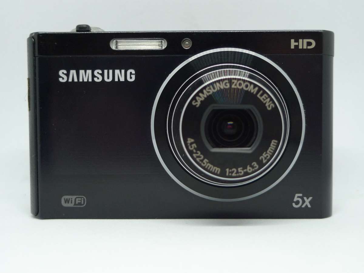 Samsung DV300F - 16 Megapixels - 5x Optical Zoom - WiFi