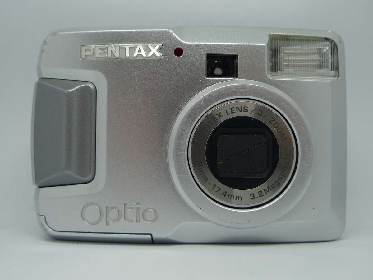 Pentax Optio 30 - 3x Optical Zoom - 3 Megapixels