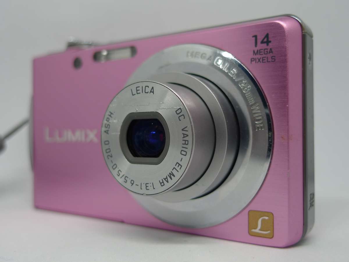 Panasonic Lumix FS16 - 14 Megapixels - 4x Optical Zoom