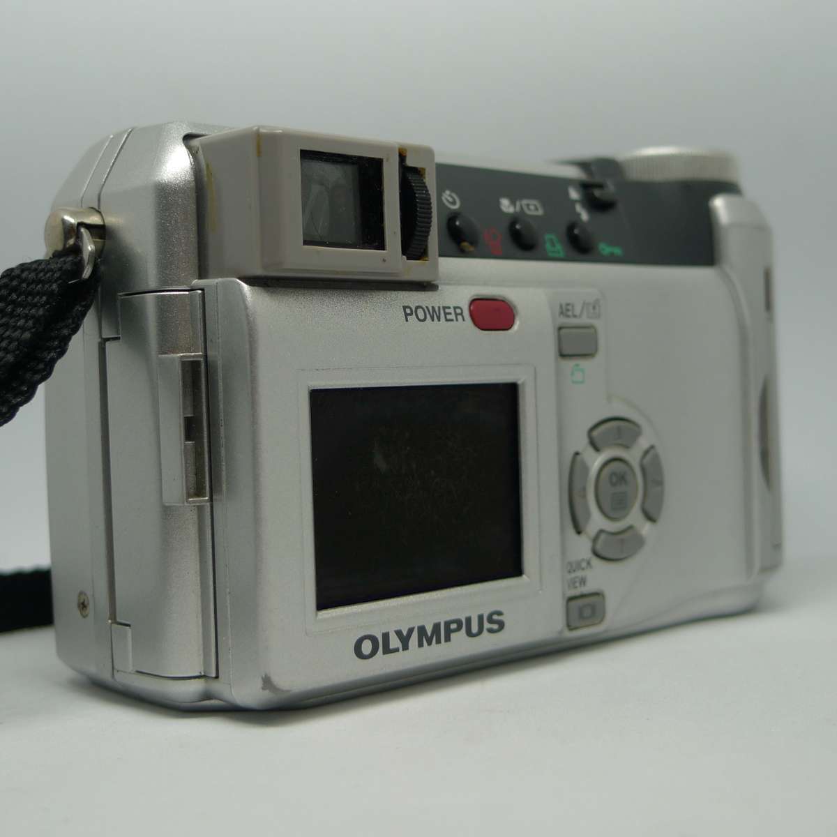 Olympus C740 | 10x Optical Zoom | 3.2 Megapixels