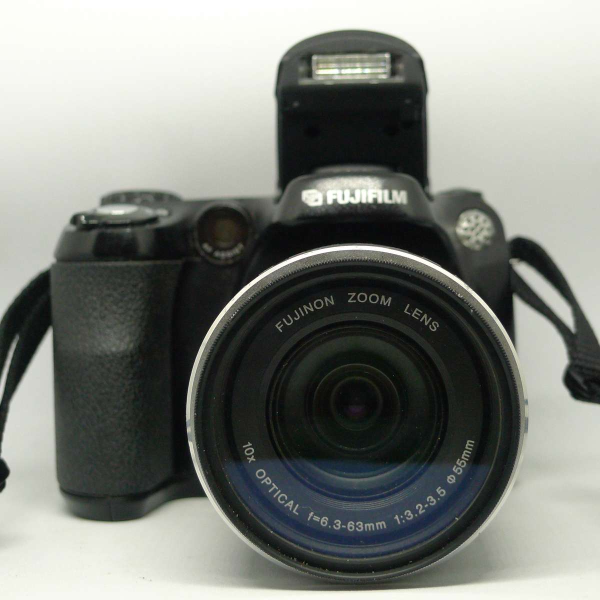Fuji Finepix S5600 | 10x Optical Zoom | 5.1 Megapixels