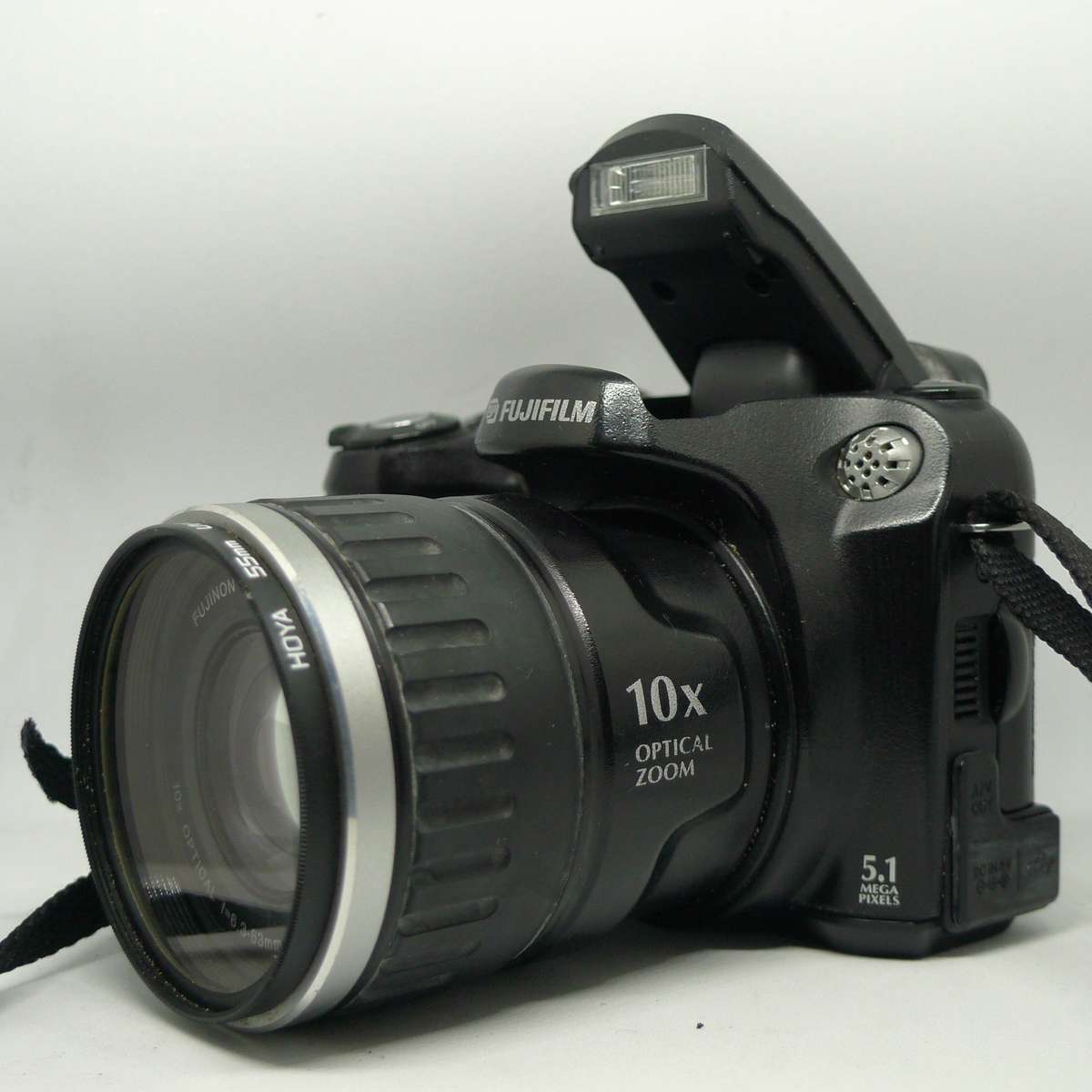 Fuji Finepix S5600 | 10x Optical Zoom | 5.1 Megapixels