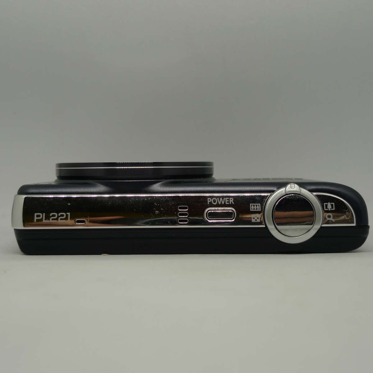 Samsung PL221 | 16 Megapixels | 10x Optical Zoom