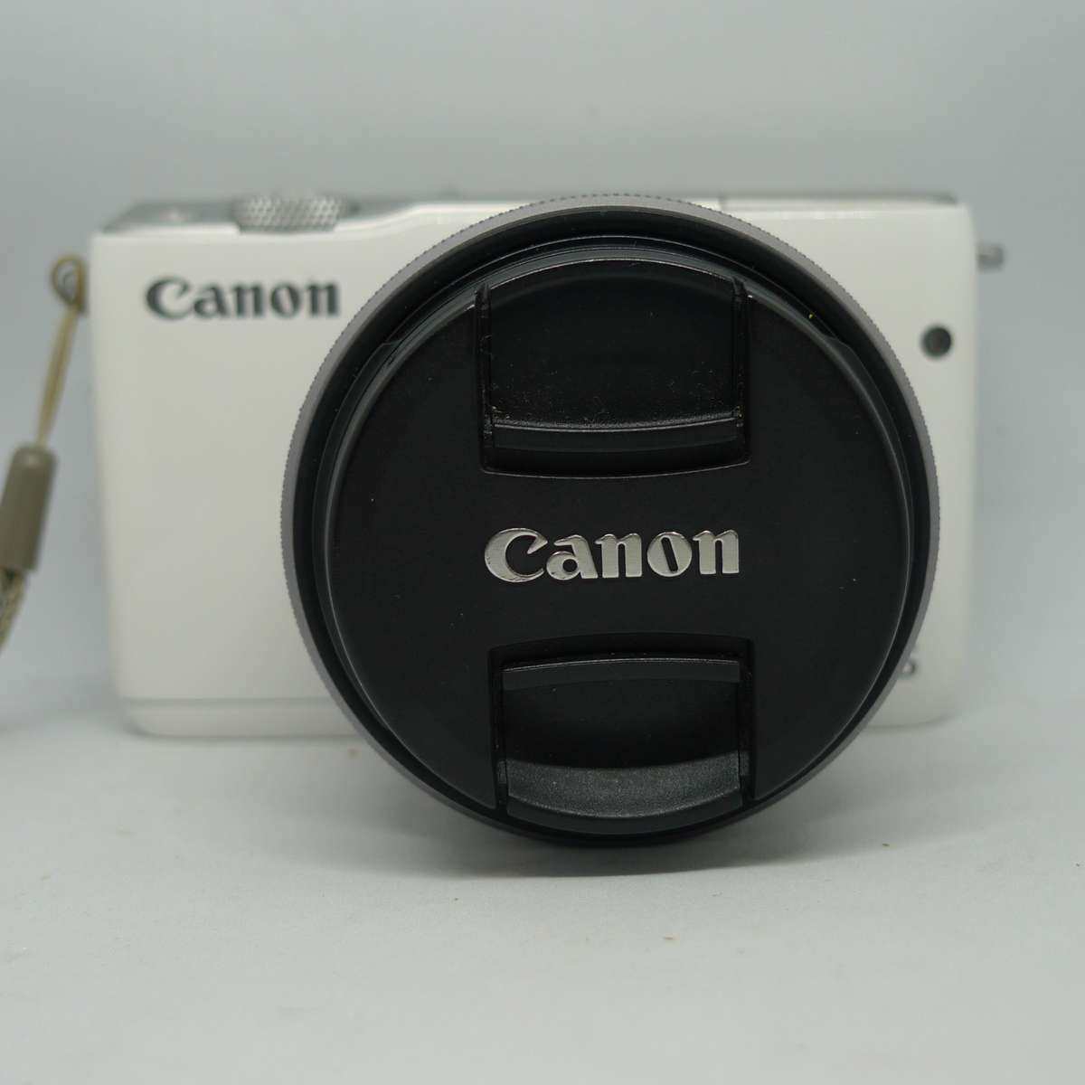 Canon EOS M10