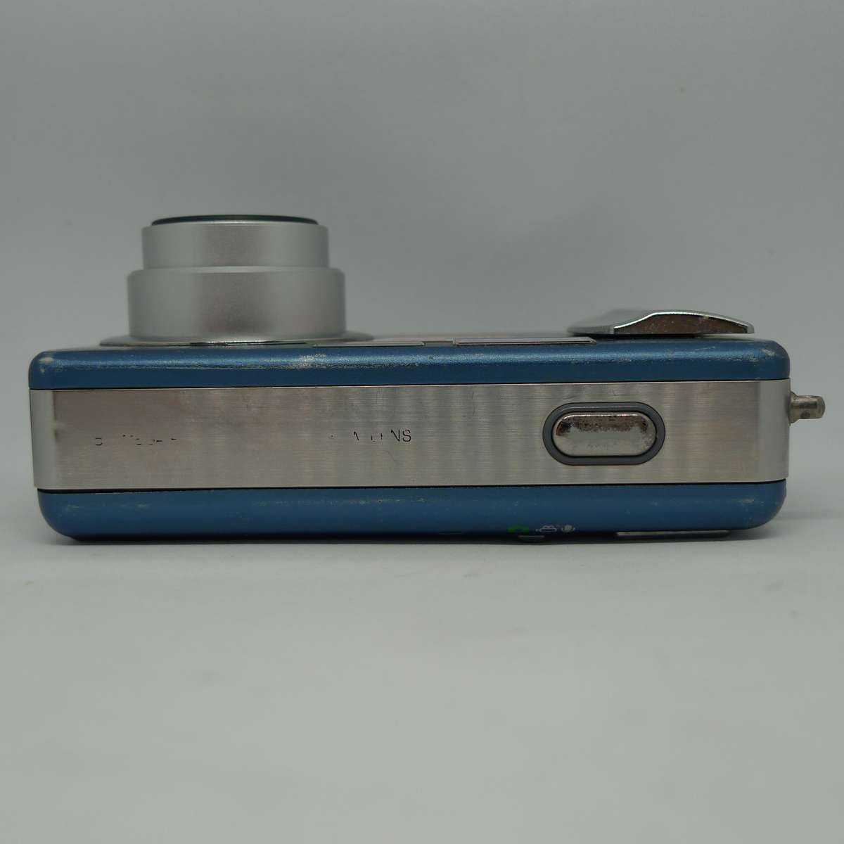 Ricoh Caplio R2 - 5 Megapixels - 4.8x Optical Zoom