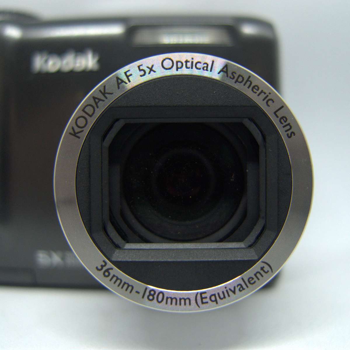 Kodak EasyShare Z885 - 5x Optical Zoom - 8 Megapixels