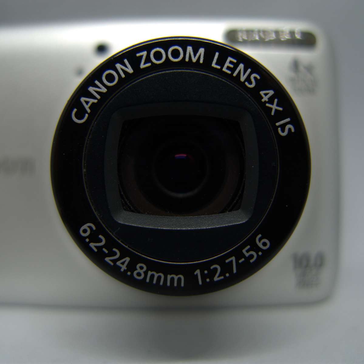 Canon Powershot A3000IS - 10 Megapixels - 4x Optical Zoom