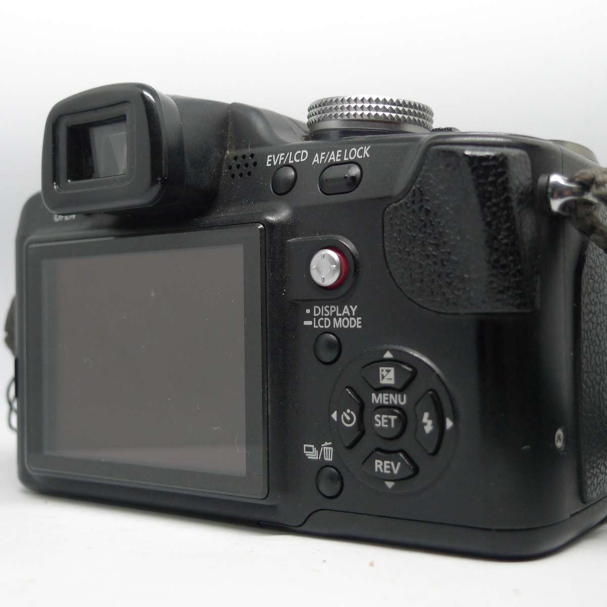 Panasonic FZ18 - 18x Optical Zoom - 8.1 Megapixels (Full Kit)