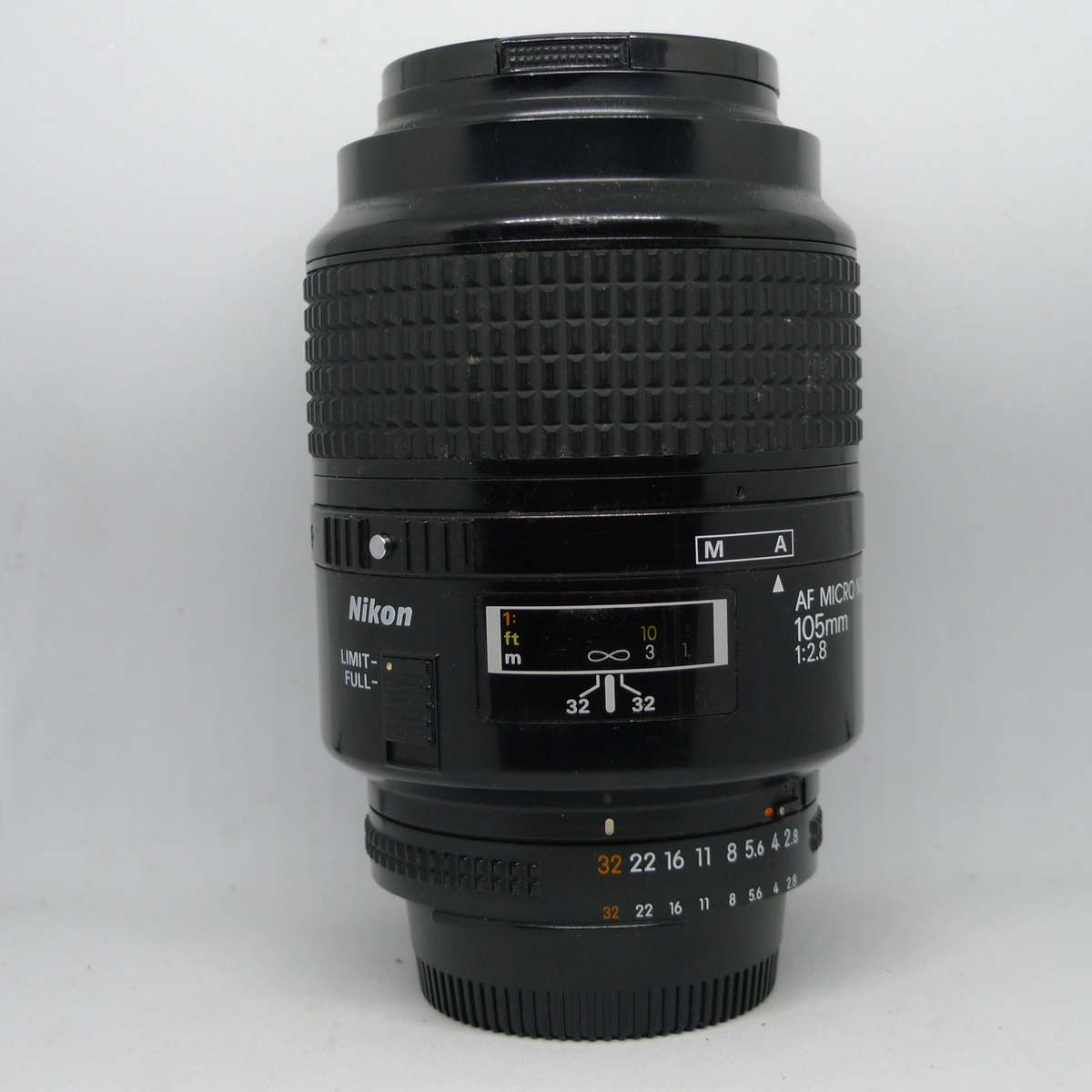 Nikon 105mm f/2.8 Macro