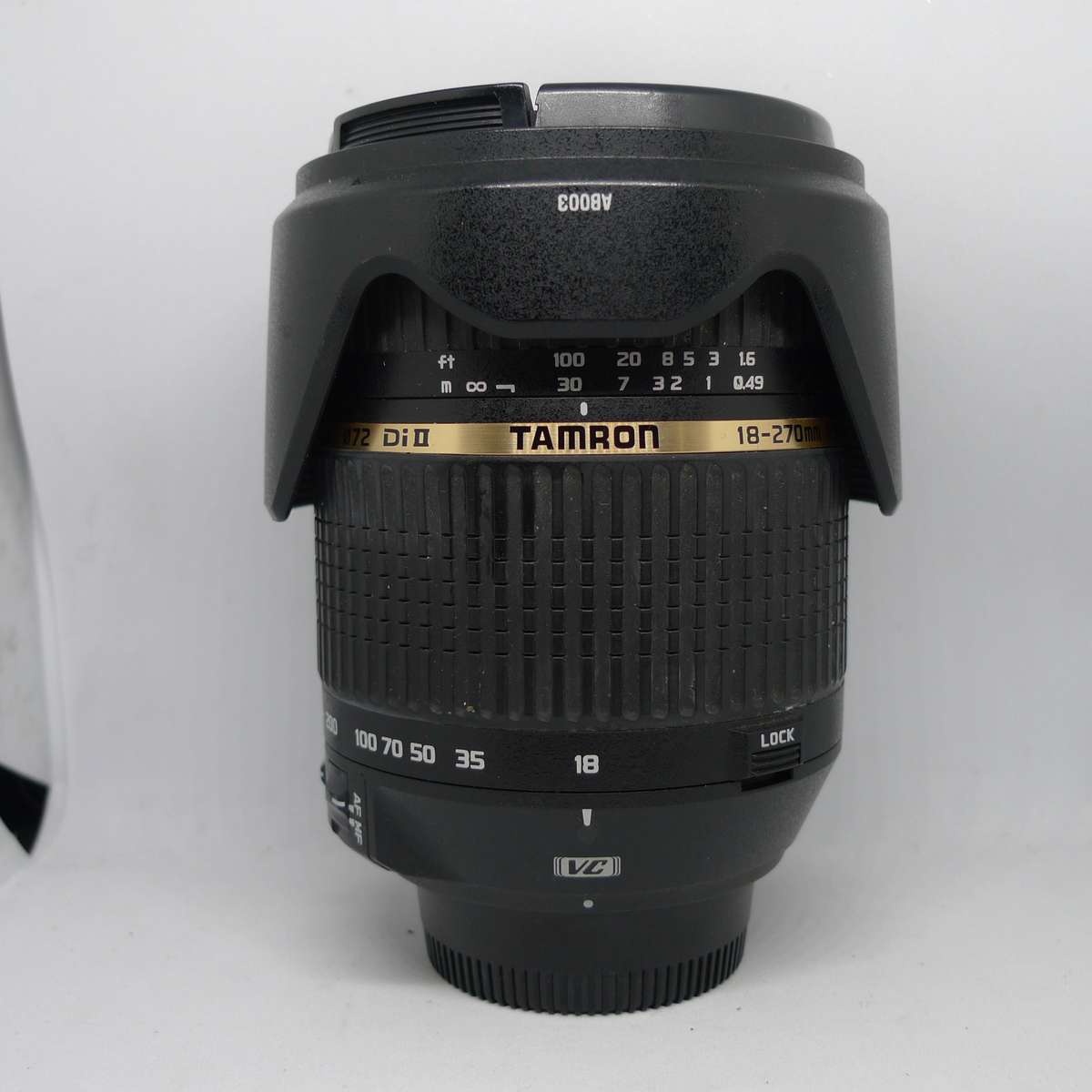 Tamron 18-270 f/3.5-6.3 Nikon