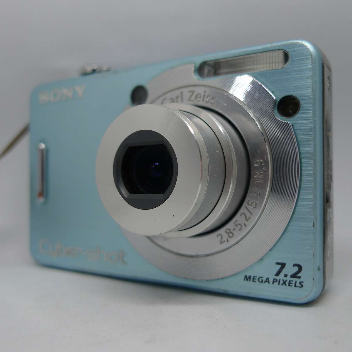 Sony W55 - 7.2 Megapixels - 3x Optical Zoom