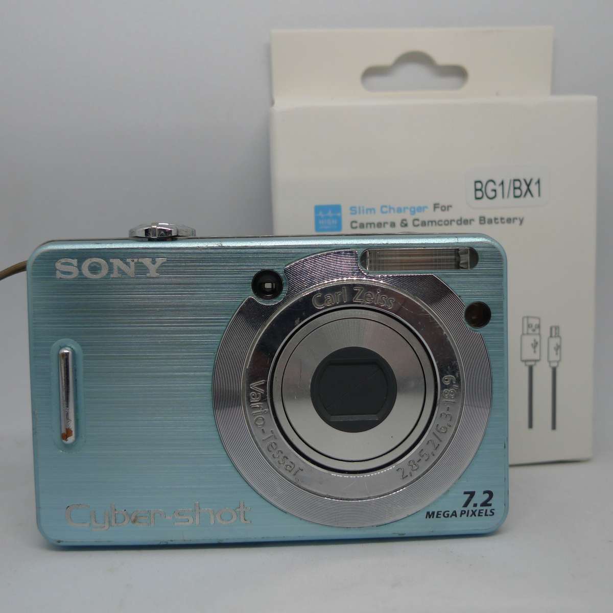 Sony W55 - 7.2 Megapixels - 3x Optical Zoom