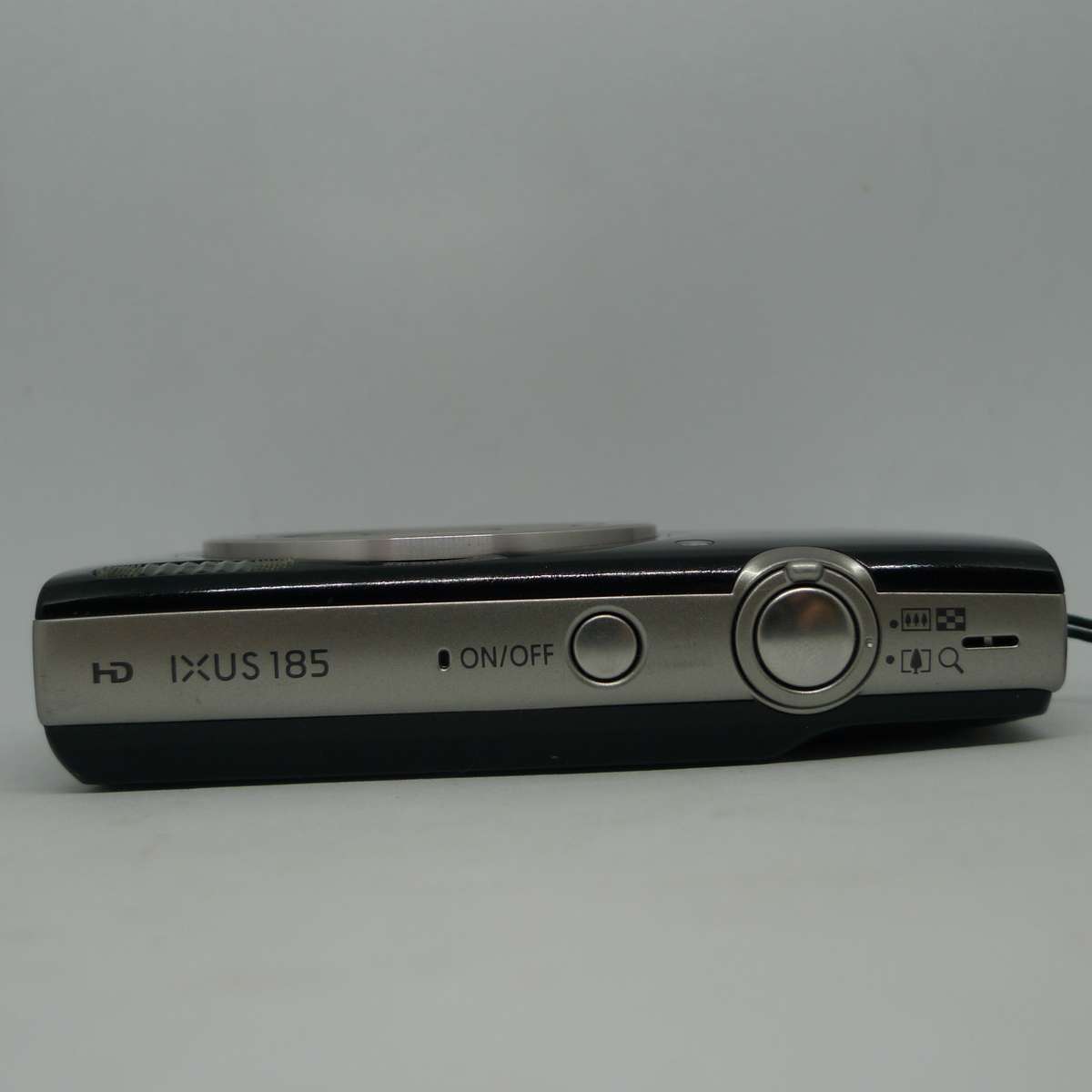 Canon IXUS 185 - 20 Megapixel - 8x Optical Zoom