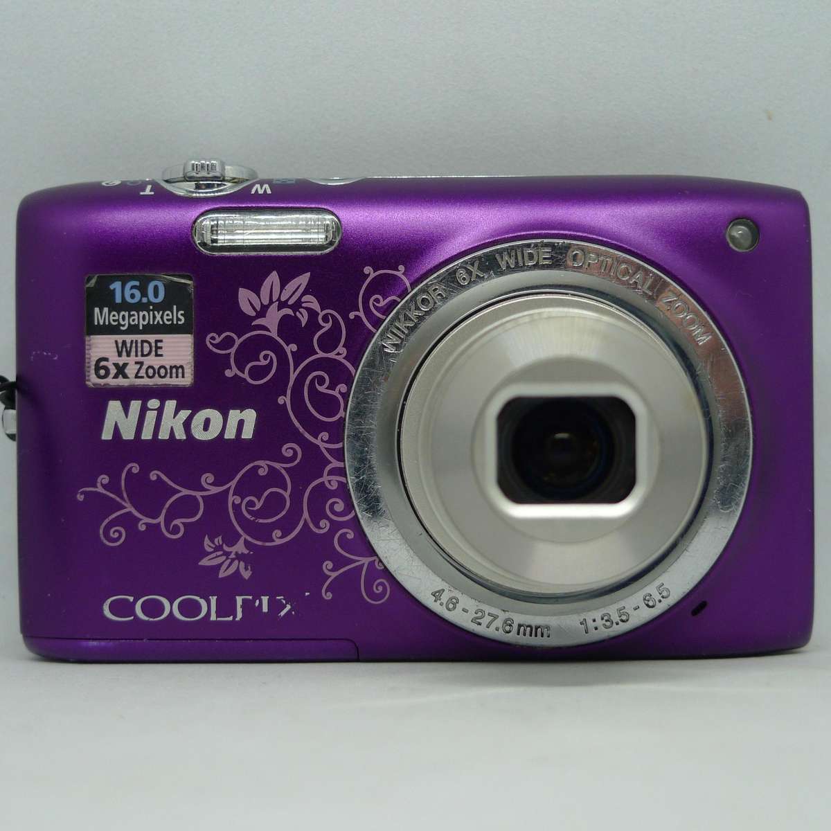 Nikon Coolpix S2700 - 16 Megapixels - 6x Optical Zoom