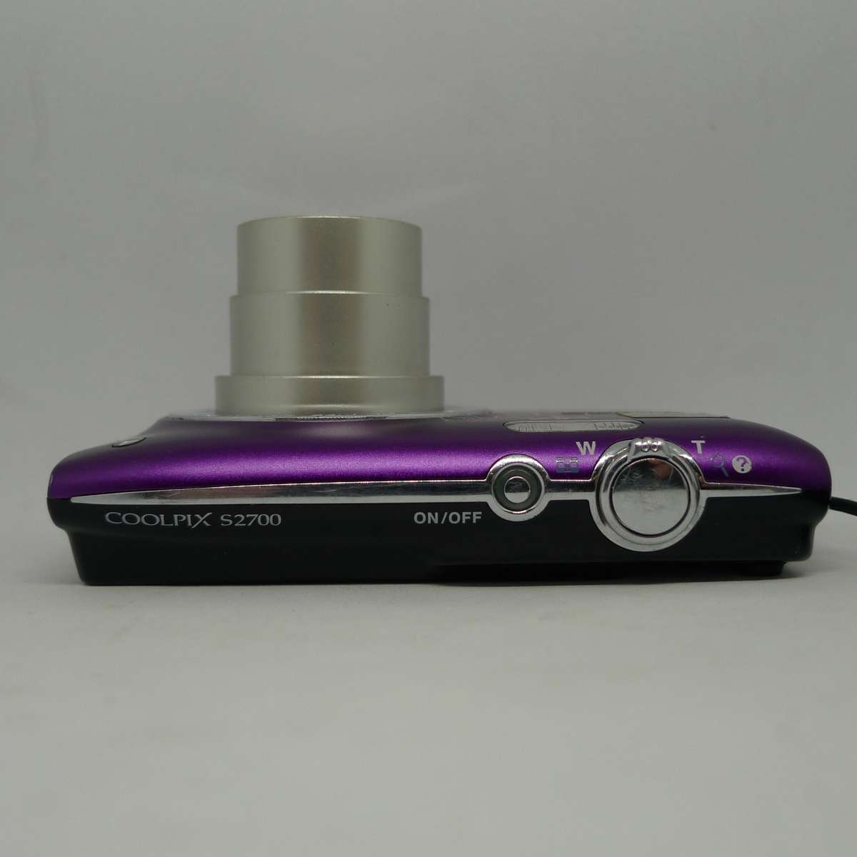 Nikon Coolpix S2700 - 16 Megapixels - 6x Optical Zoom