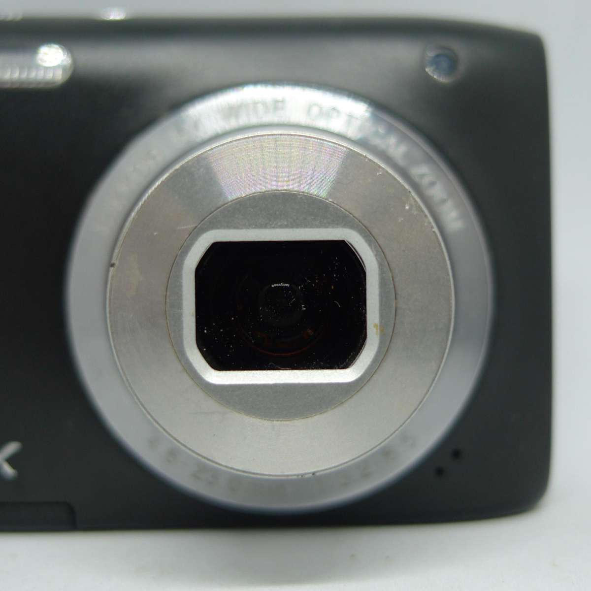 Nikon Coolpix S2800 - 20 Megapixels - 5 x Optical Zoom