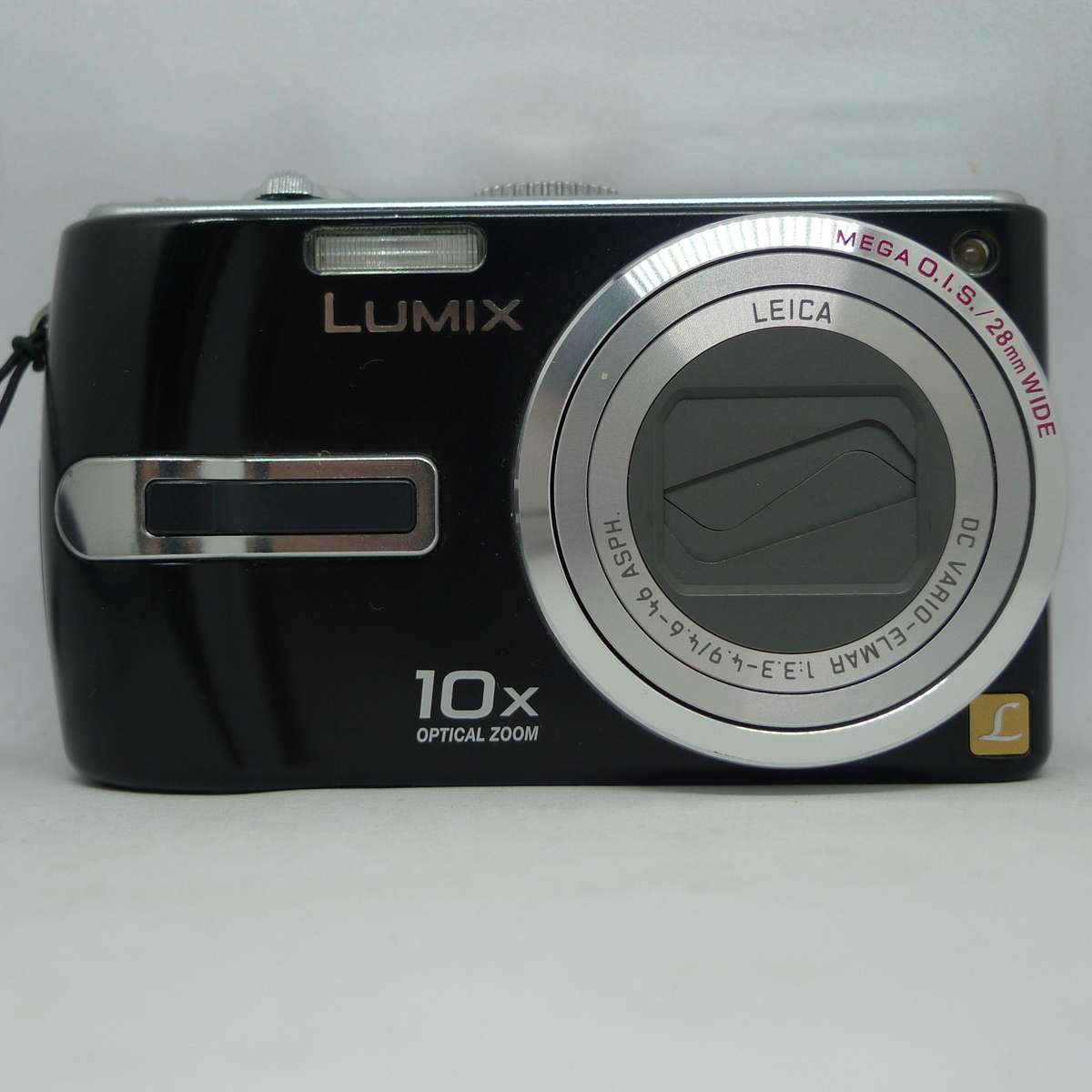 Panasonic Lumix TZ3 - 10x Optical Zoom - 7.2 Megapixels