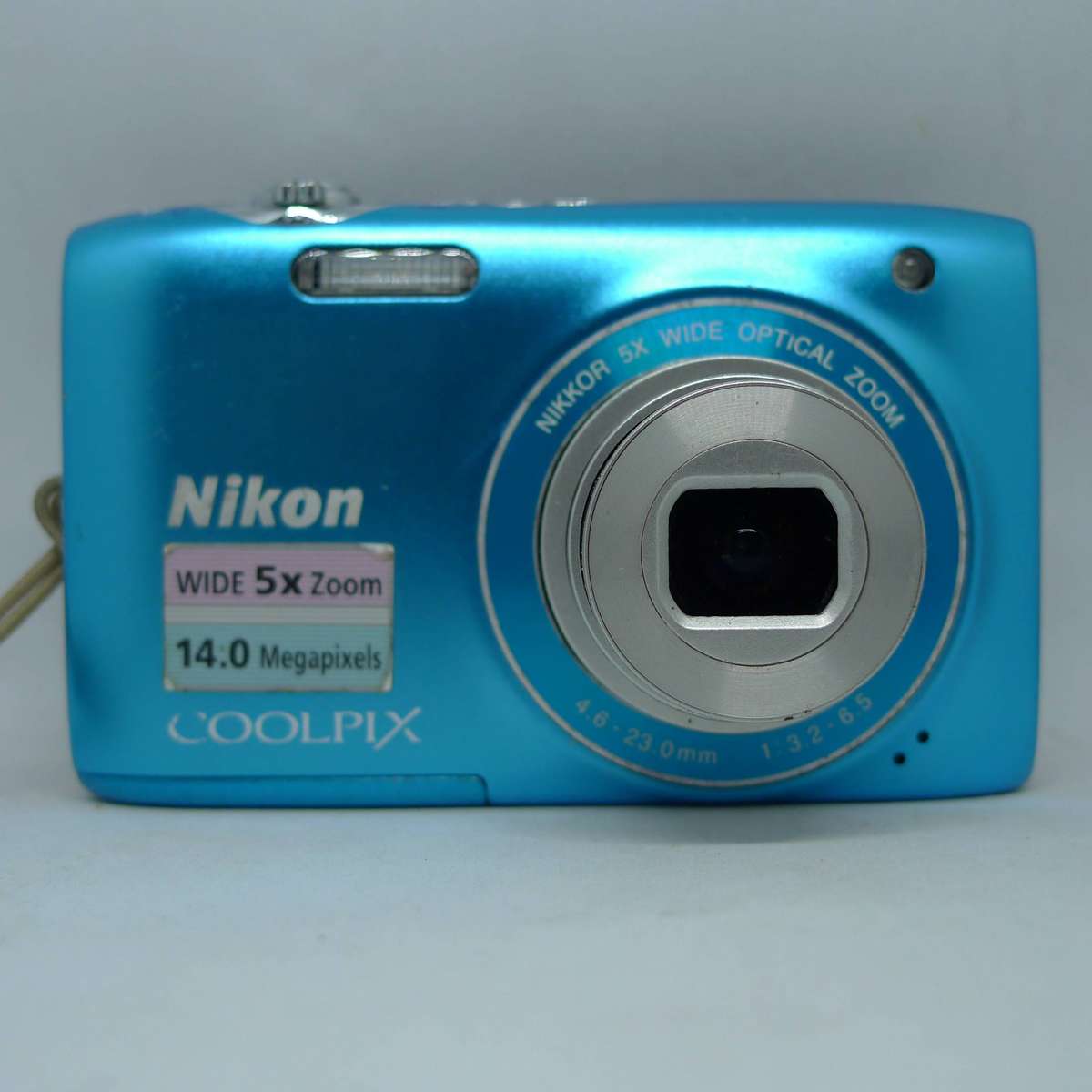 Nikon Coolpix S3100 (Blue) - 14 Megapixels - 5x Optical Zoom