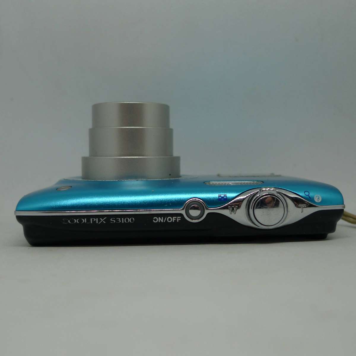 Nikon Coolpix S3100 (Blue) - 14 Megapixels - 5x Optical Zoom