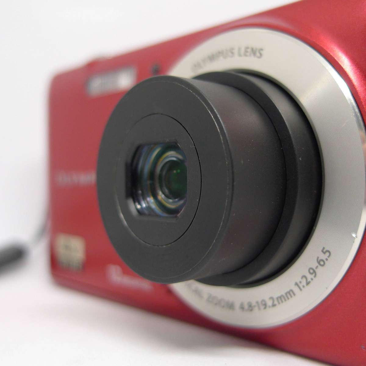  Olympus VG-110 (Red) | 12MP | Complete Kit | Excellent Condition