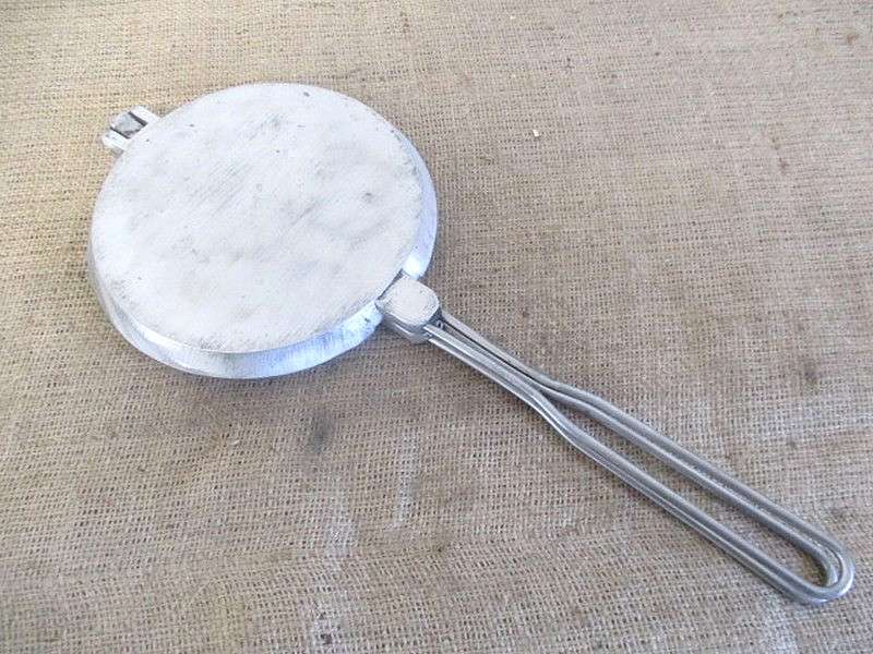 Nice To Have Cast Aluminum Waffle Maker