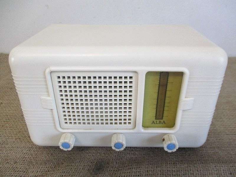 Nice Restoration Challenge........Very Rare Vintage Alba C112 Bakelite Valve Radio         1940's