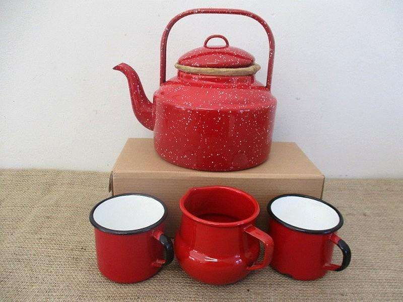 Great Stuff.....This Vintage Speckled Enamel Coffee Kettle With Coffee Bag, Milk Jar And 2x Mugs