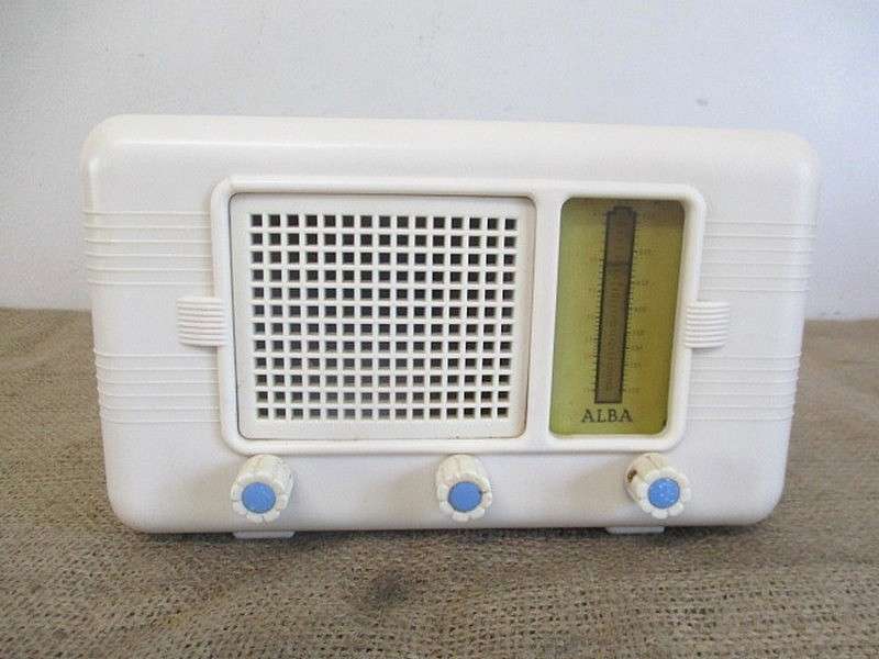 Nice Restoration Challenge........Very Rare Vintage Alba C112 Bakelite Valve Radio         1940's
