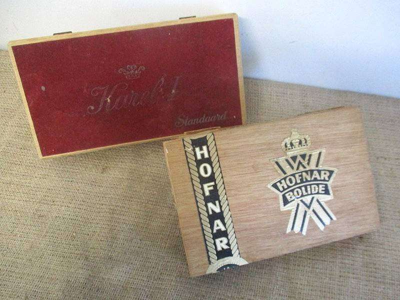 Vintage Hofnar Bolide, Karel 1 Standaard, 2 Serengeti Empty Cigar Boxes And 1x Upmann Cigar & Cutter