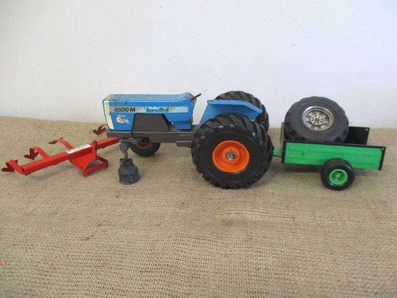 For Repair Or Spares....Highly Collectable Vintage "Strike" Toy Equipment/Collection As Per Photos