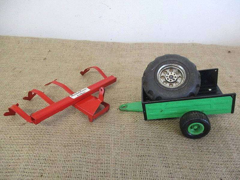 For Repair Or Spares....Highly Collectable Vintage "Strike" Toy Equipment/Collection As Per Photos