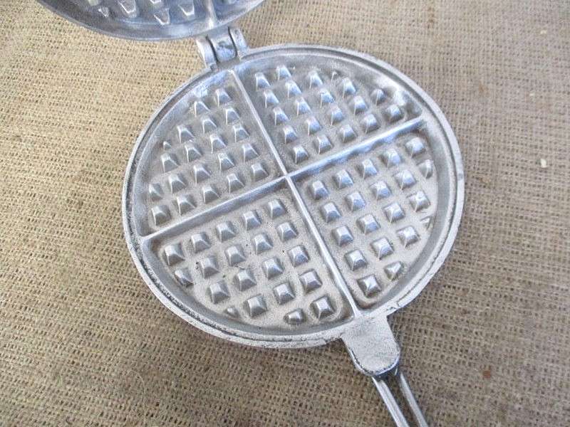Nice To Have Cast Aluminum Waffle Maker