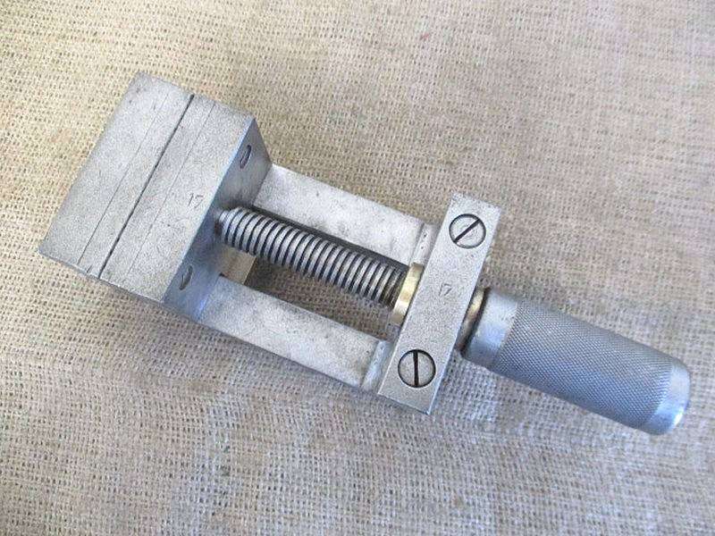 Handy And Sturdy Heavy Duty Vintage Machinist Drill Press Vise