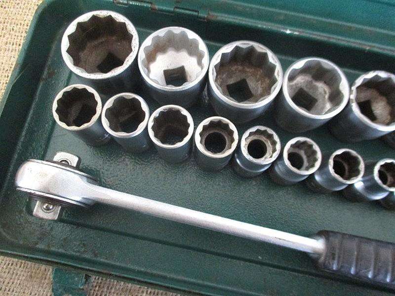 Neat 25 Piece Gedore D19 3/4 inch Drive Set In Stahlwille Toolbox