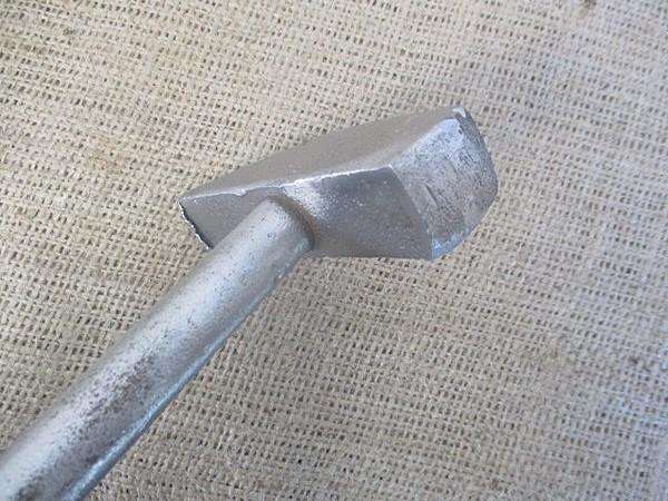 Nice Sturdy Vintage Elliott-Lucas 8 inch Blacksmith Tong With Matching 700gr Machinist Hammer
