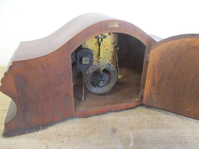 For An Easy Restoration Project..... This Beautiful Vintage Enfield Mantle Clock         England